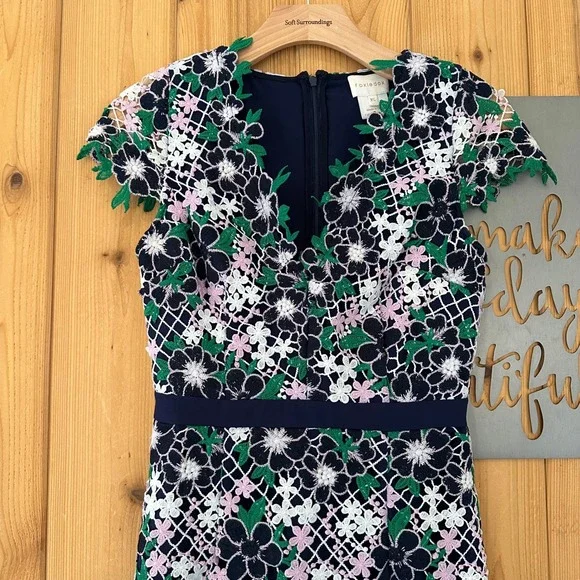 Foxiedox Floral Lace A-Line Maryem Midi Dress Size Extra Small - Picture 4 of 14